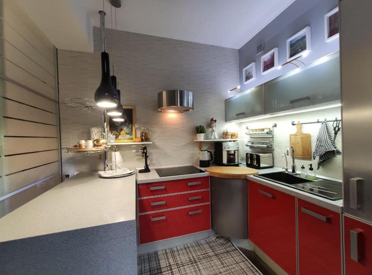 Vip Квартира, Атмосферні Boutique - Apartments Zaporizhia Екстериор снимка